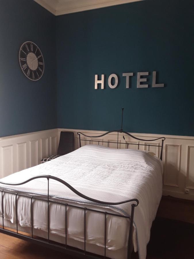 Hotel Le Manoir Sequoia Airvault Zewnętrze zdjęcie